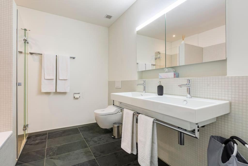 Luxus Wohnung Mit Garten Zürich Exteriör bild